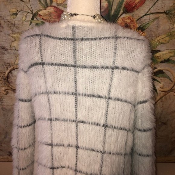 Sz L Signature Studio White Soft Open Fuzzy Long Knit Cardigan - Picture 8 of 10